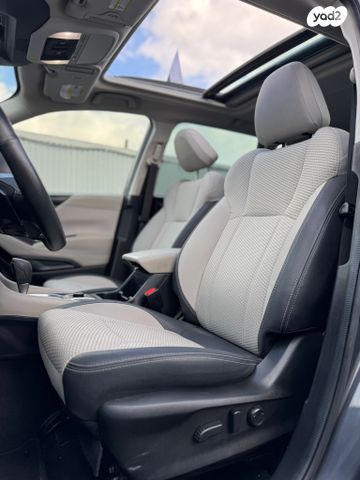 סובארו פורסטר