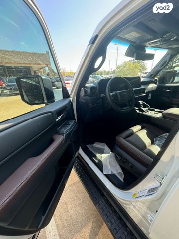 טויוטה לנד קרוזר