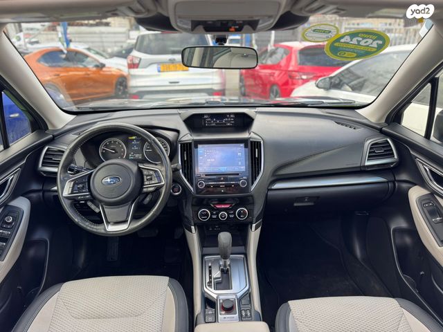 סובארו פורסטר