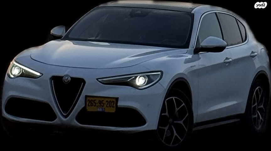 אלפא רומיאו סטלביו