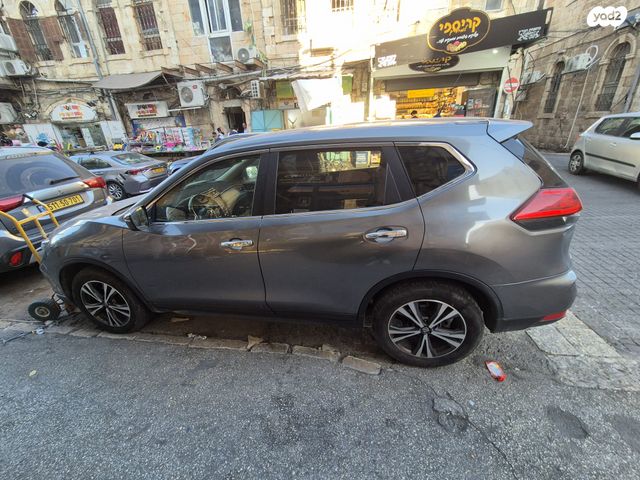 ניסאן אקס טרייל