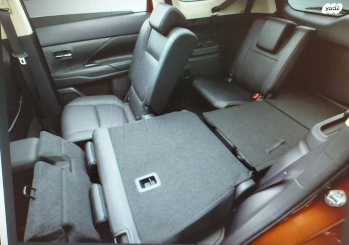 מיצובישי אאוטלנדר