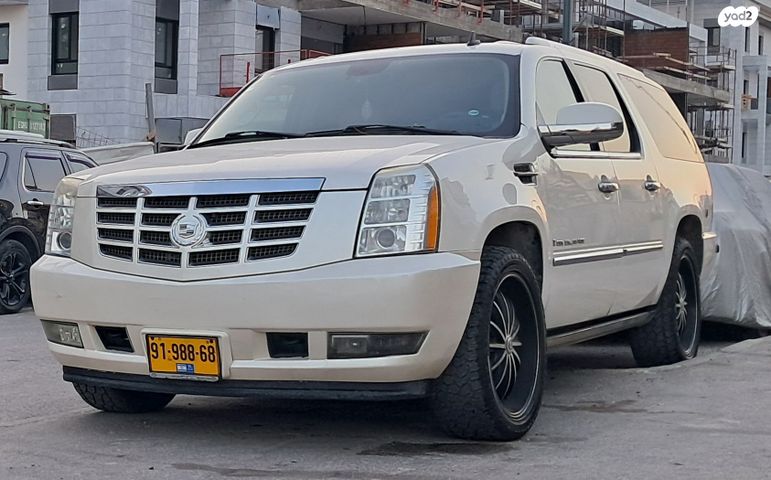 מודעת רכב קאדילק אסקלייד