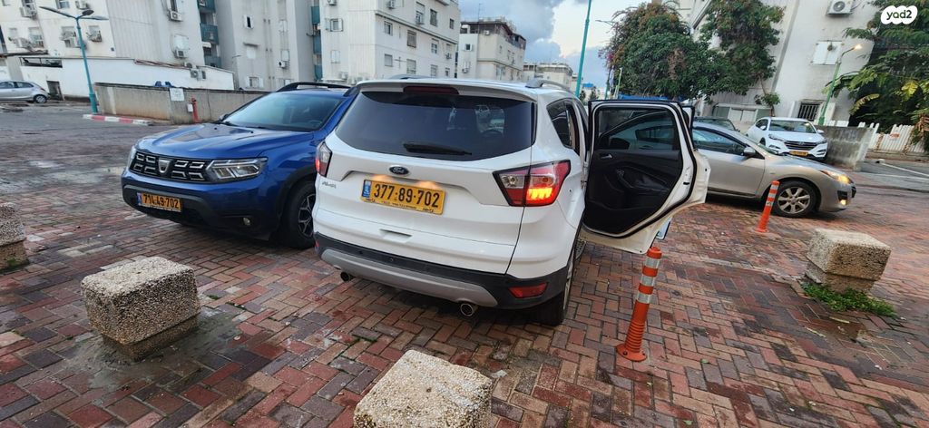 מודעת רכב פורד קוגה