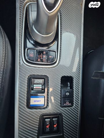 מיצובישי אאוטלנדר