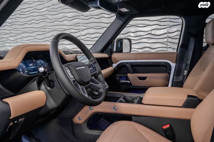 לנד רובר דיפנדר