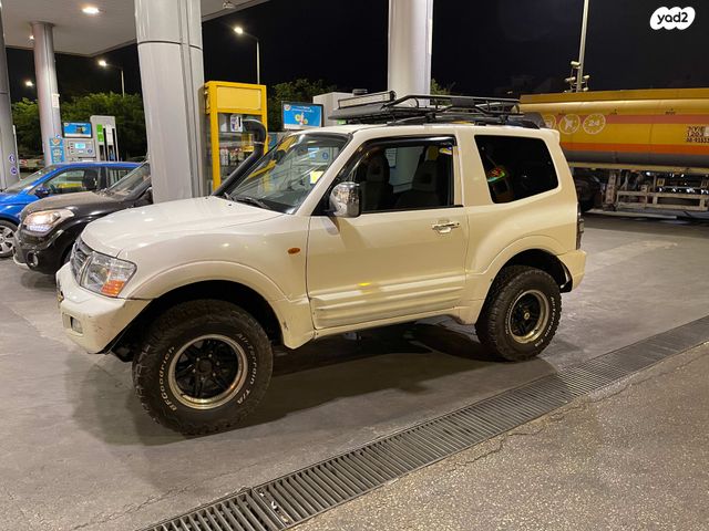 מיצובישי פג'רו