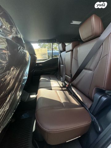 טויוטה לנד קרוזר