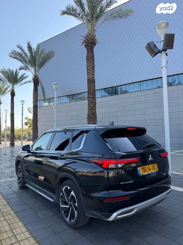 מיצובישי אאוטלנדר