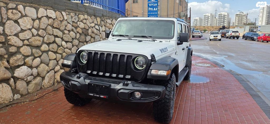 מודעת רכב ג'יפ רנגלר