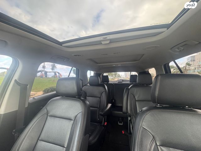 שברולט טראוורס