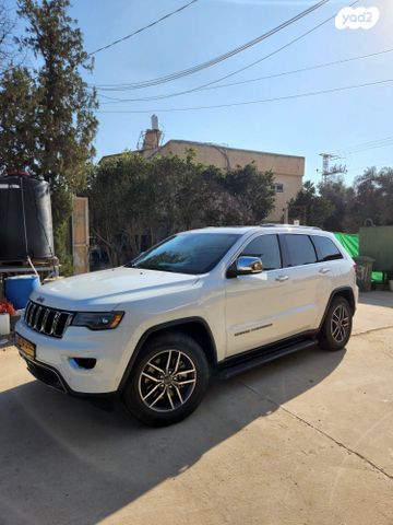 מודעת רכב ג'יפ גרנד צ'ירוקי