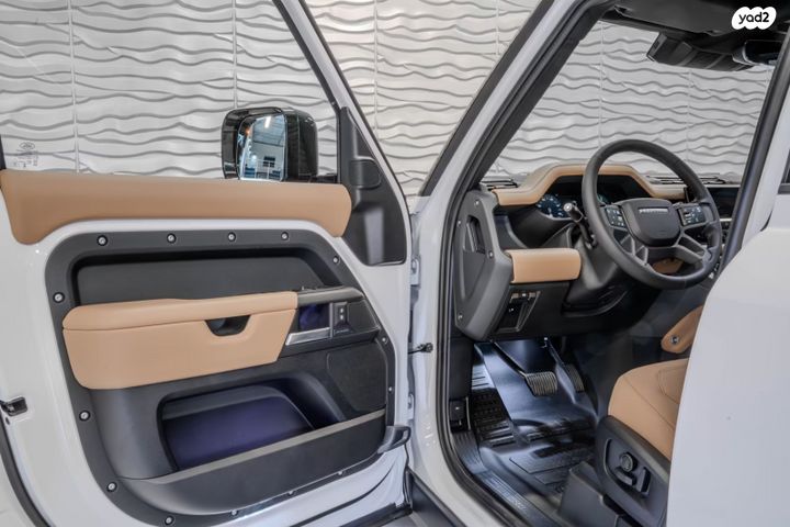 לנד רובר דיפנדר