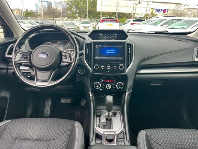 סובארו פורסטר