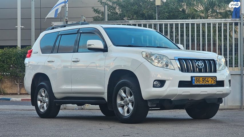 מודעת רכב טויוטה לנד קרוזר