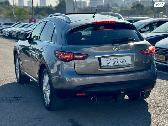 אינפיניטי FX37