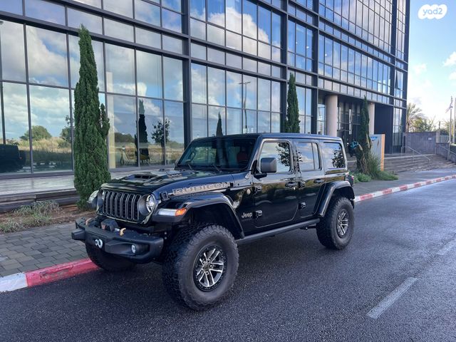 מודעת רכב ג'יפ רנגלר