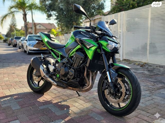 מודעת רכב קאוואסאקי Z900
