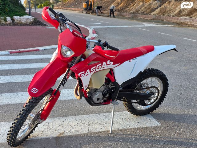 מודעת רכב גאס-גאס EC300F