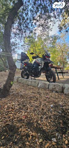 מודעת רכב בנלי TRK702X