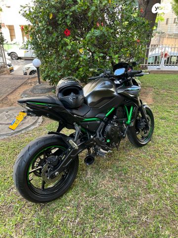 קאוואסאקי Z650