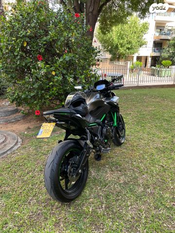 קאוואסאקי Z650