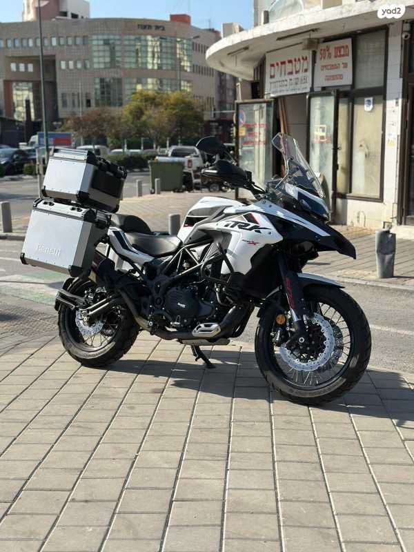 מודעת רכב בנלי TRK502X