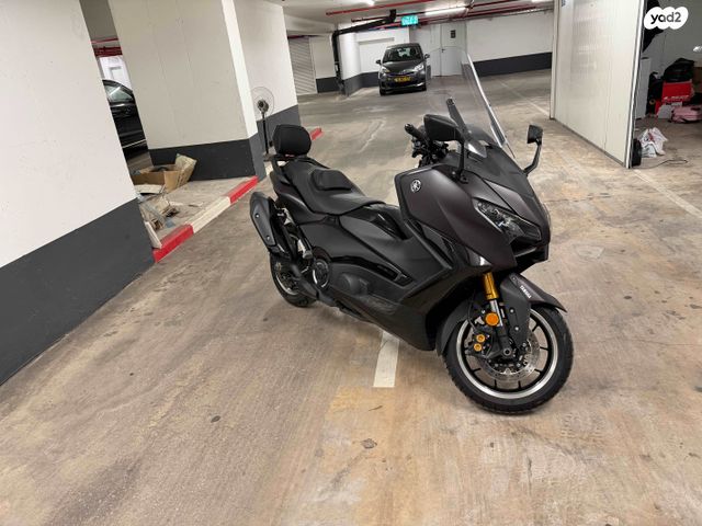 ימאהה Tmax 560 Tech