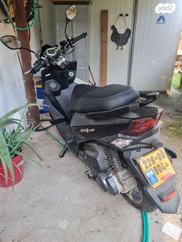 סאן יאנג Jet 4 RX