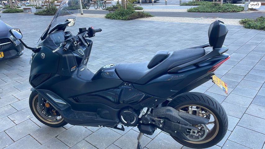 ימאהה Tmax 560 Tech