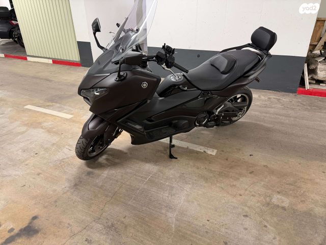 ימאהה Tmax 560 Tech