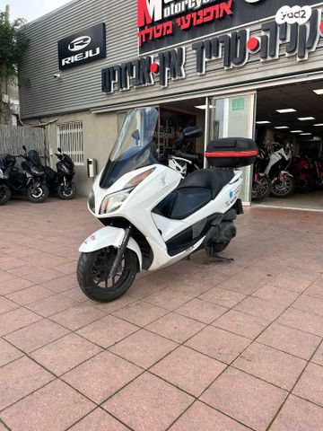 מודעת רכב הונדה פורזה NSS300