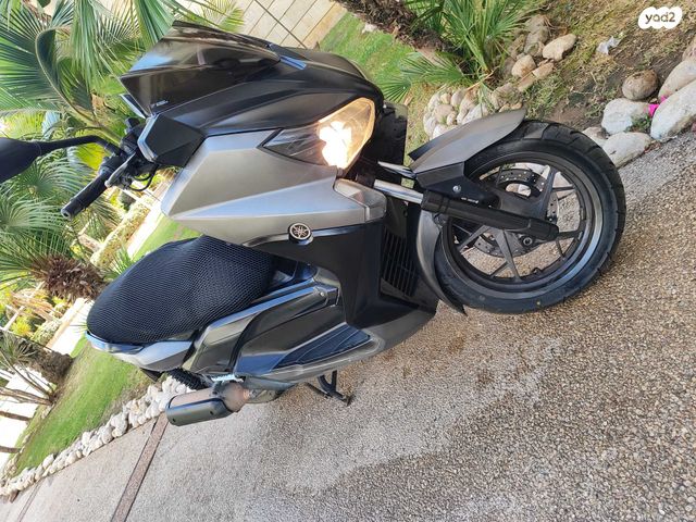 ימאהה X-Max 250