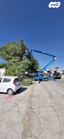 מודעת רכב מנוף