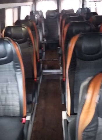 מיניבוסים ורכבי הסעות