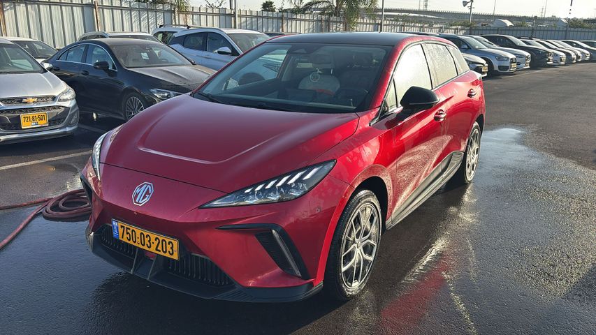 מודעת רכב אם ג'י MG4