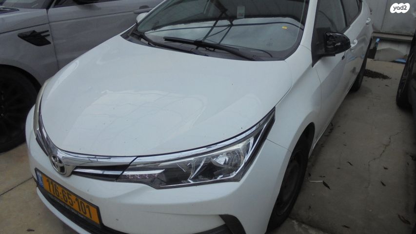 מודעת רכב טויוטה קורולה