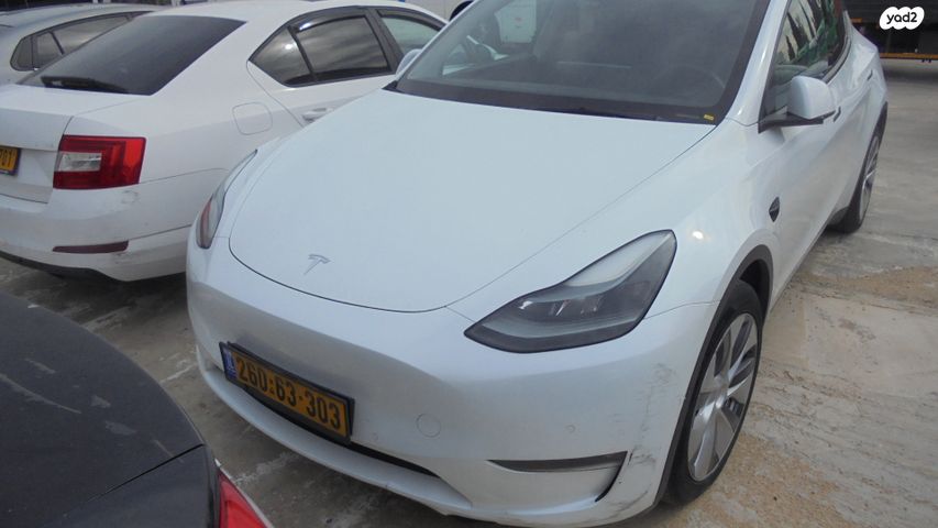 מודעת רכב טסלה מודל Y