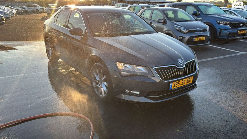 מודעת רכב סקודה סופרב