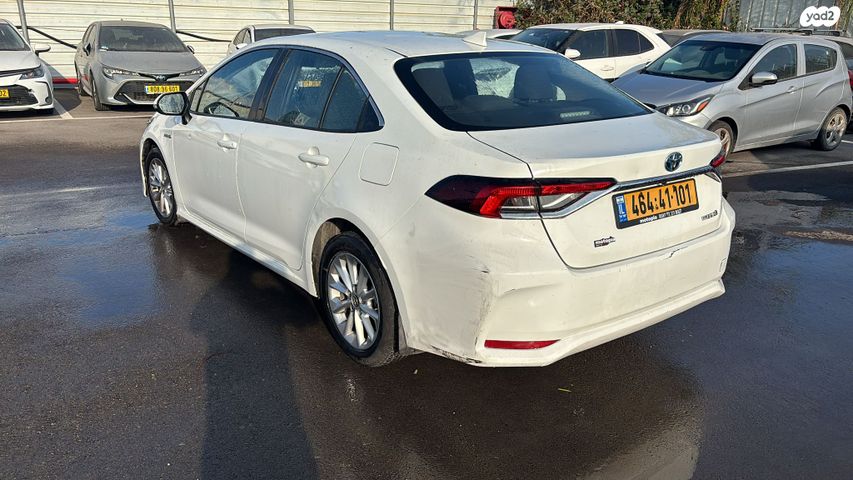 מודעת רכב טויוטה קורולה 2