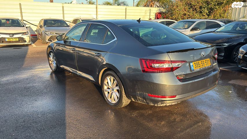 מודעת רכב סקודה סופרב 2