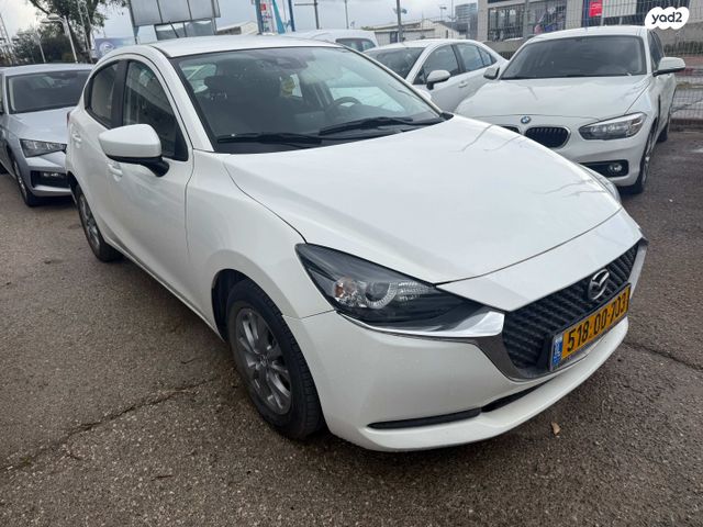 מודעת רכב מאזדה 2