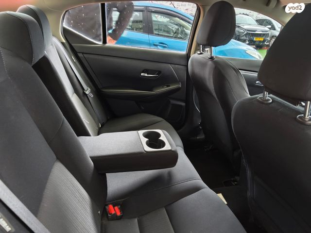 ניסאן סנטרה