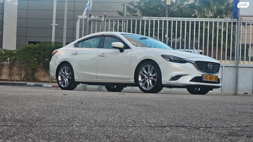 מודעת רכב מאזדה 6