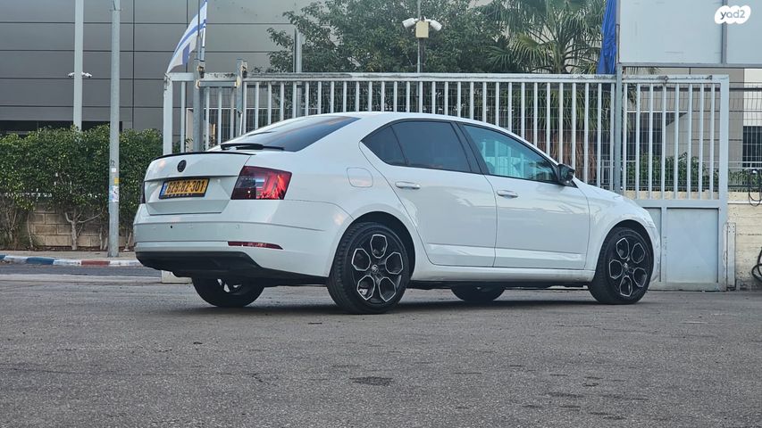 סקודה אוקטביה 