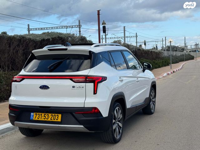 ג׳יי.איי.סי E-JS4