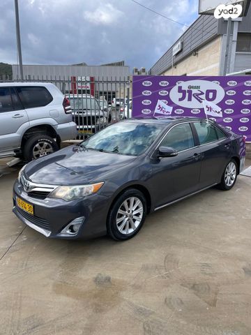 מודעת רכב טויוטה קאמרי