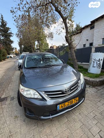 טויוטה קורולה