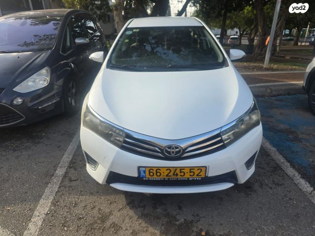 מודעת רכב טויוטה קורולה