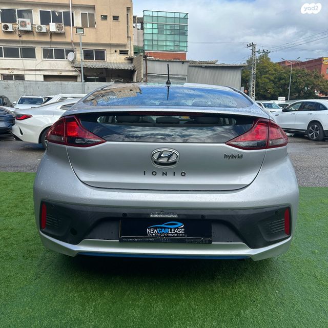 יונדאי איוניק